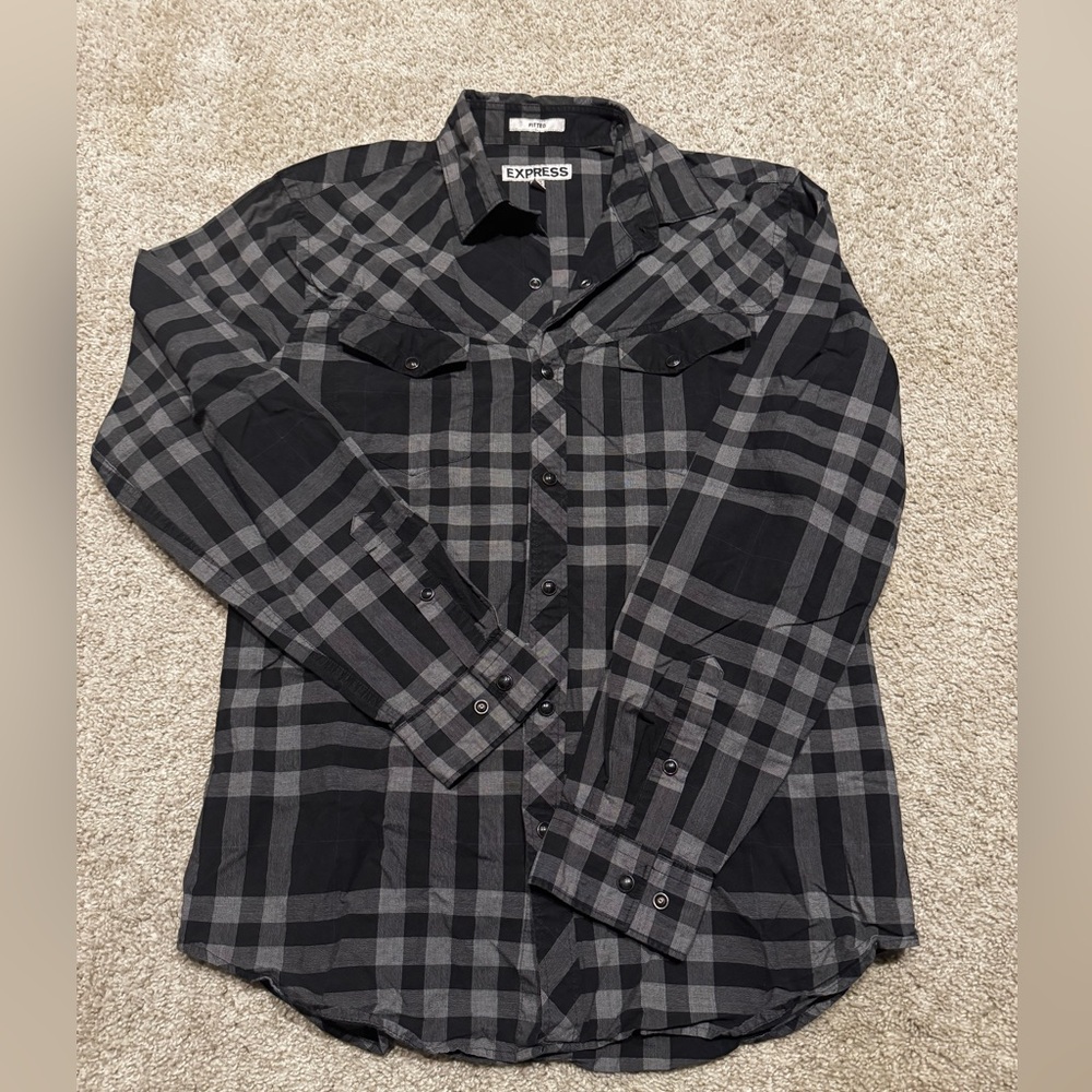 Men’s Express Black and Gray Casual Button Down with Snaps